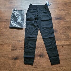 2 Pairs Scrub Pants